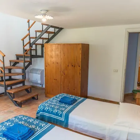 Country Monte Delle Cristule *