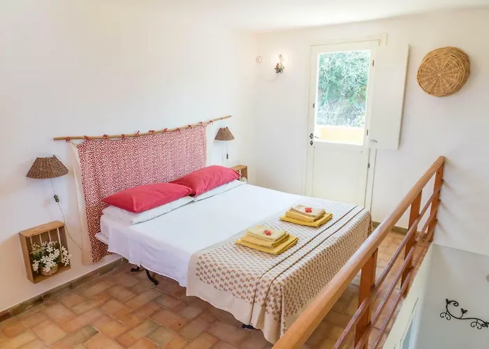 Country Monte Delle Cristule Farm stay *